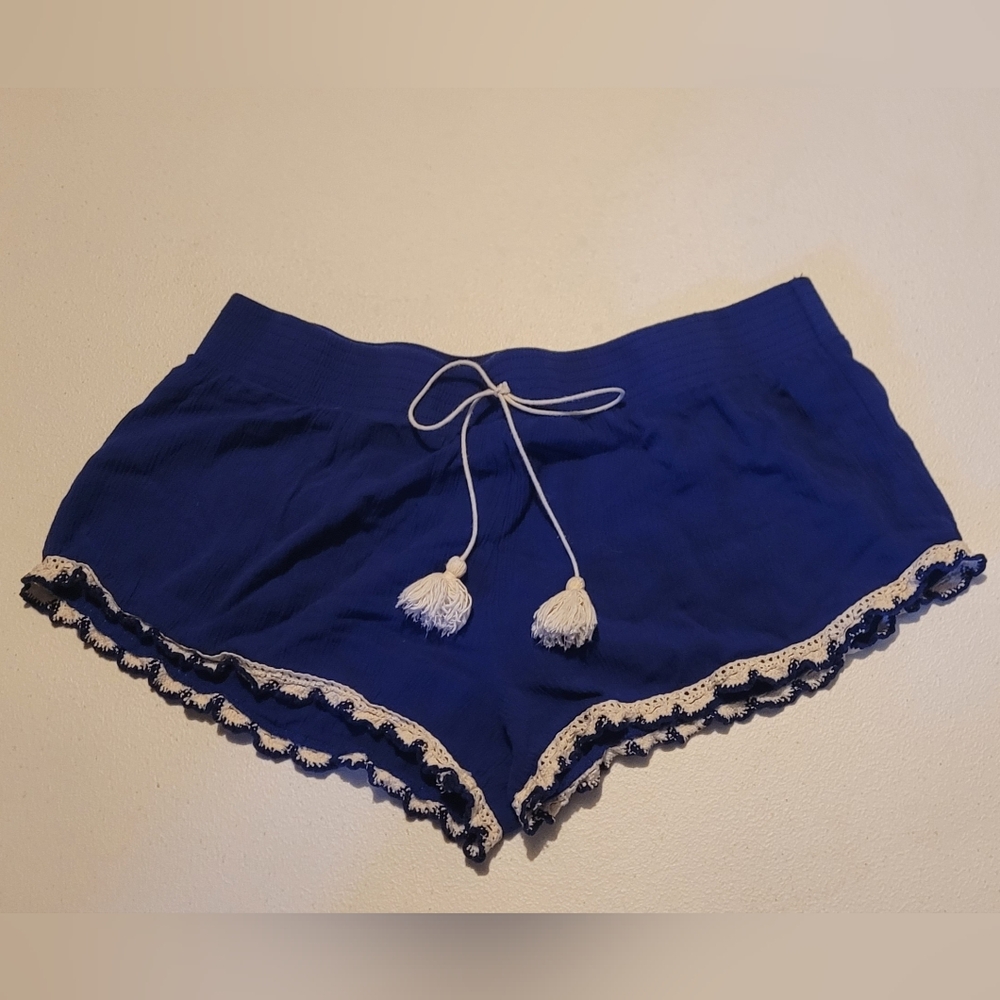 Me to We- Sustainable, Blue Atrisan Shorts with Cream White Crochet Trim, Large